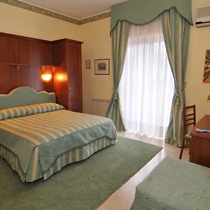Hotel Ristorante Thomas, Torregrotta